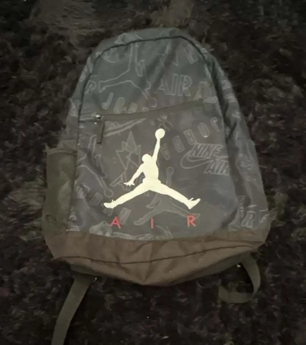 New Nike Air Jordan Big Kids Backpack SCHOOL Laptop BAG With Pencil Case Black